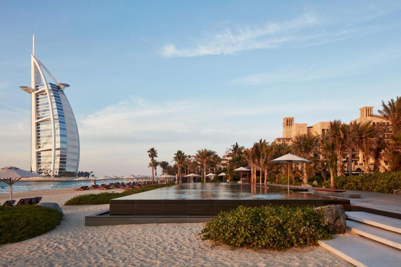 Jumeirah Mina Al Salam Дубай Екстериор снимка The Jumeirah Beach Hotel