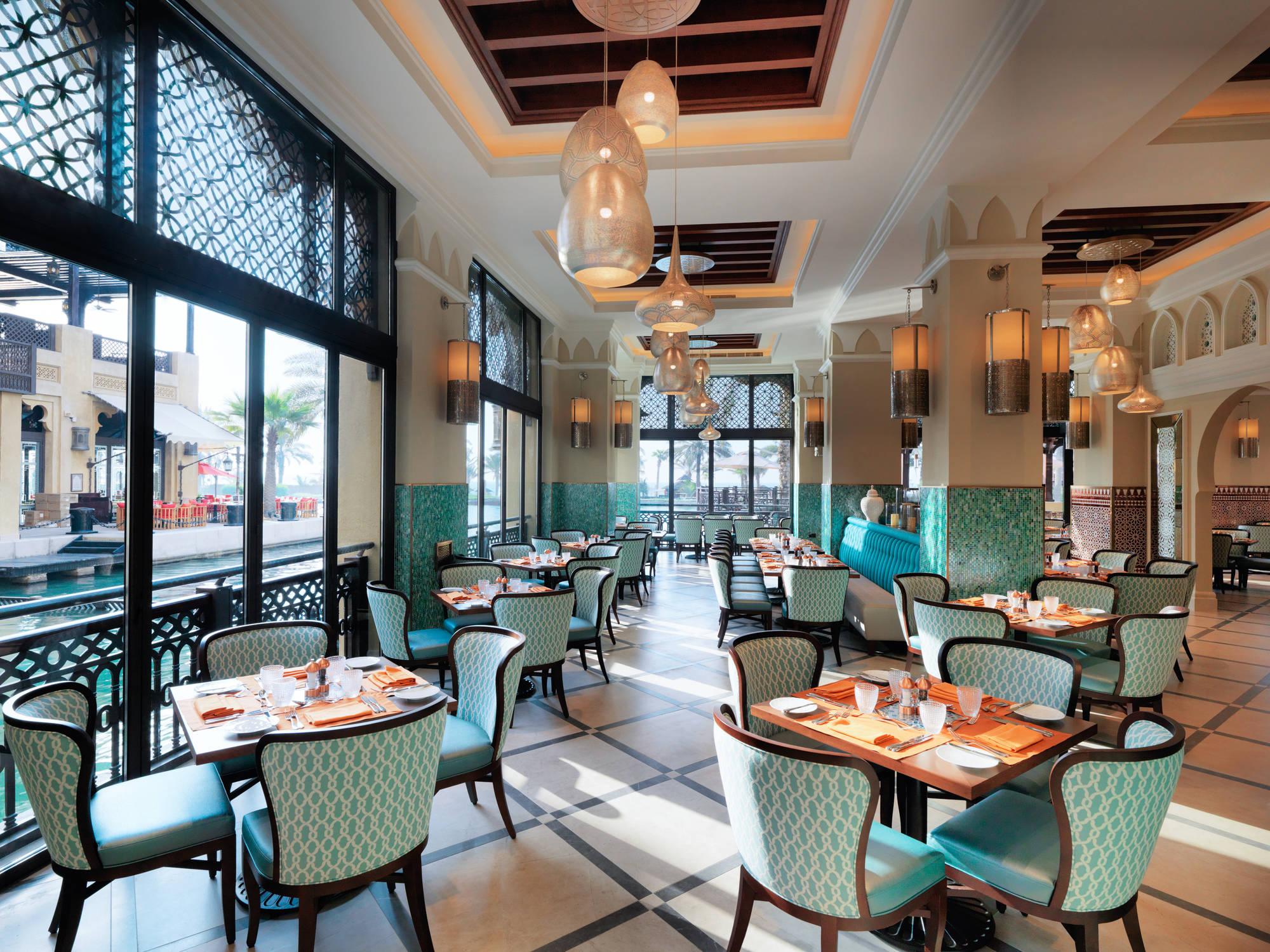 Jumeirah Mina Al Salam Дубай Екстериор снимка The restaurant