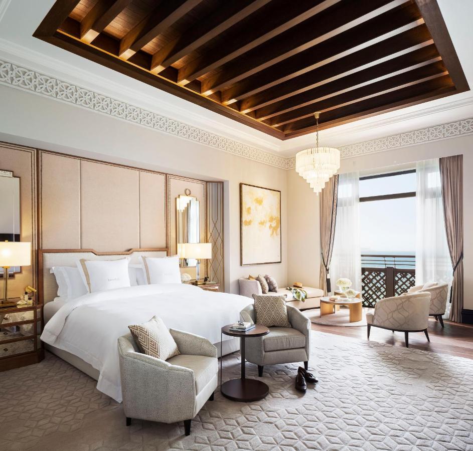 Jumeirah Mina Al Salam Дубай Екстериор снимка A suite at Jumeirah at the Etihad Towers